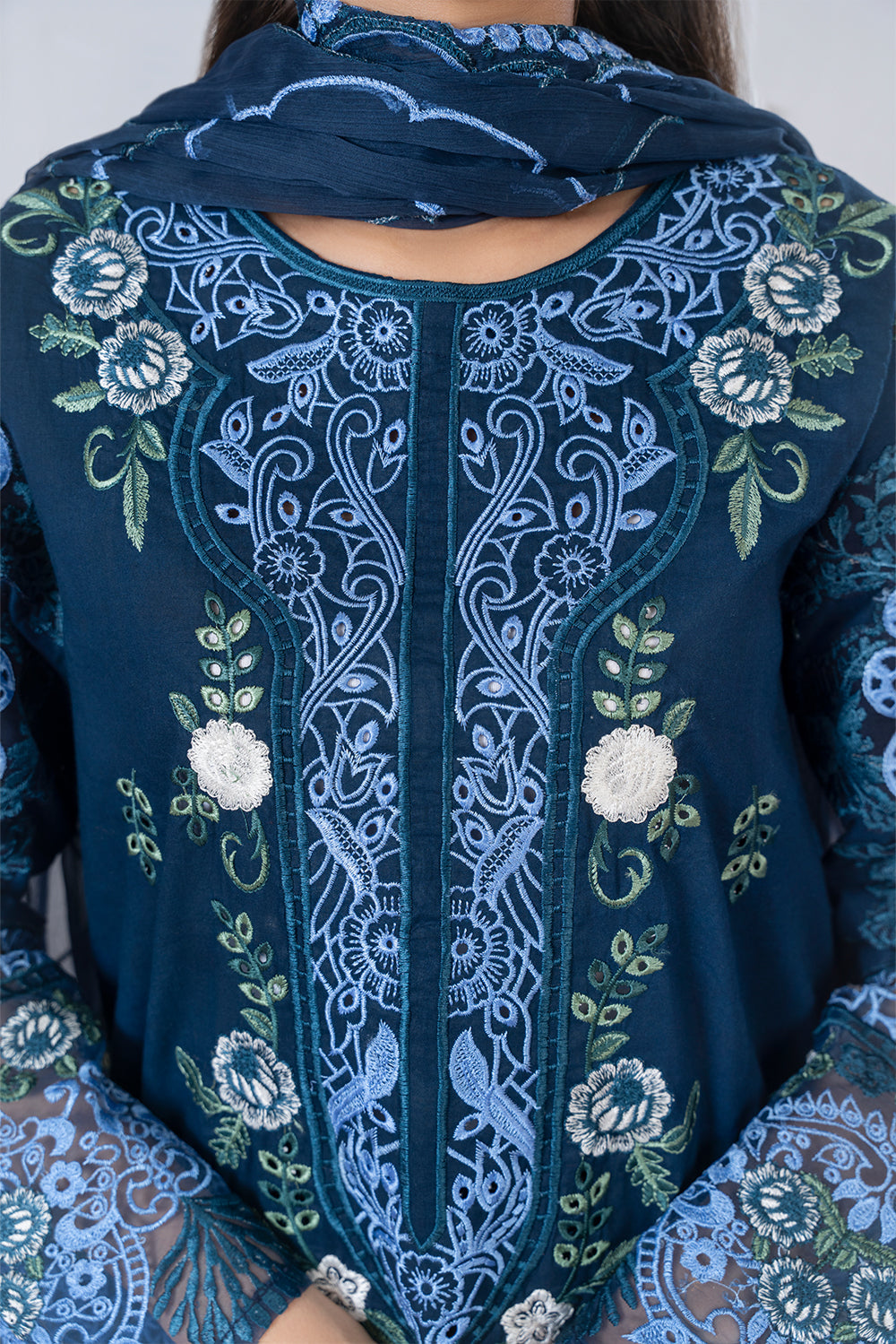 Neela Saagar - AM-023